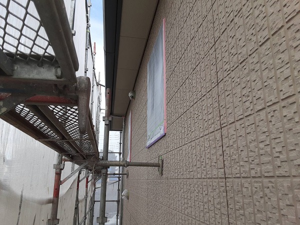 埼玉県さいたま市北区　アパート　外壁塗装　足場の設置と養生　工事の流れ (2)