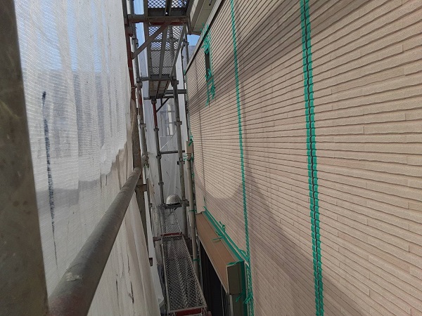 埼玉県さいたま市大宮区　S様邸　屋根塗装・外壁塗装　コーキング工事と養生 (4)