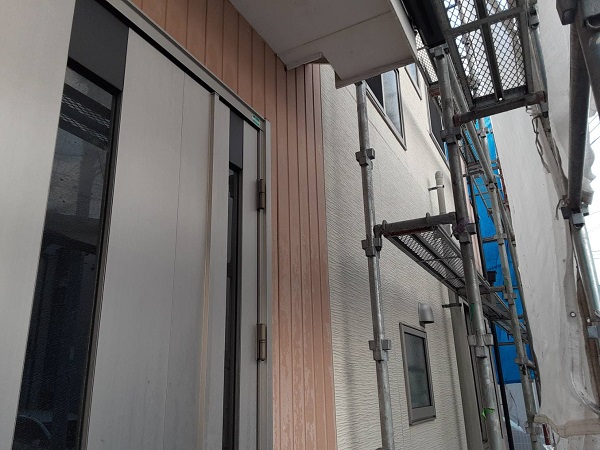 埼玉県さいたま市岩槻区　S様邸　屋根塗装・外壁塗装　足場の費用はいくら？ (2)