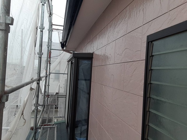 埼玉県さいたま市北区　K様邸　屋根塗装・外壁塗装　ツートンカラー、艶有り仕上げ (1)