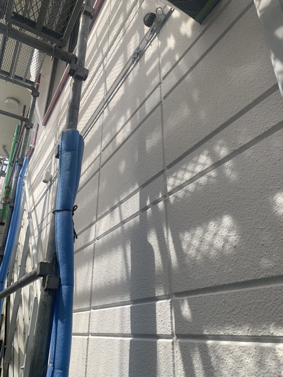 埼玉県さいたま市中央区　O様邸　外壁塗装　養生　外壁下塗り　下塗り (1)
