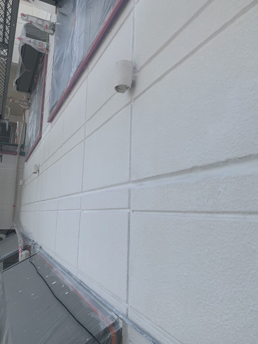 埼玉県さいたま市中央区　O様邸　外壁塗装　養生　外壁下塗り　下塗り (2)