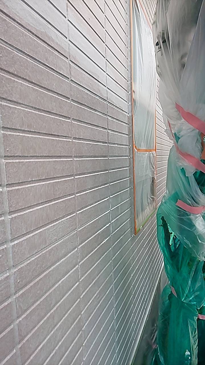 埼玉県さいたま市　A様邸　外壁塗装　下塗り　付帯部　軒の塗装　壁の下塗り (1)