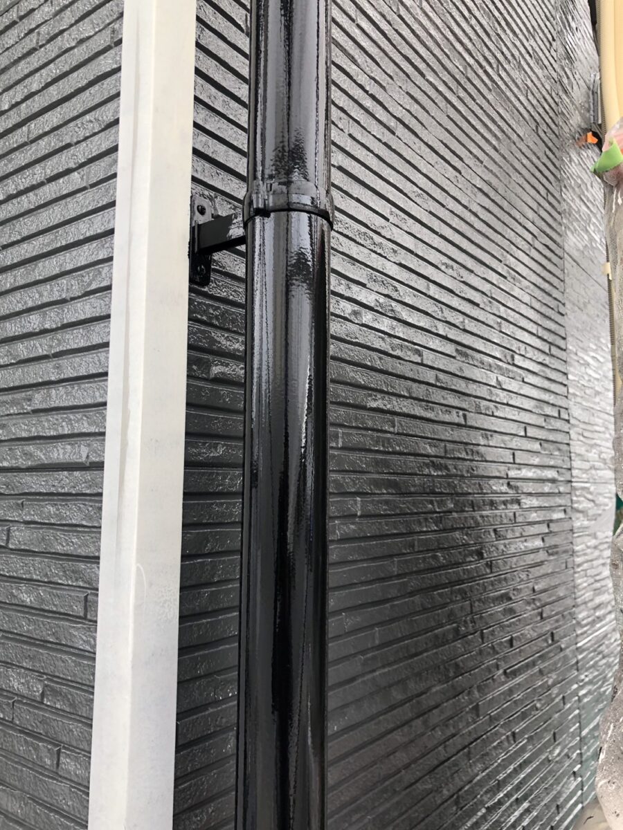 埼玉県さいたま市　A様邸　外壁塗装　屋根塗装　仕上げ塗装　付帯部仕上げ　雨樋の仕上げ (2)