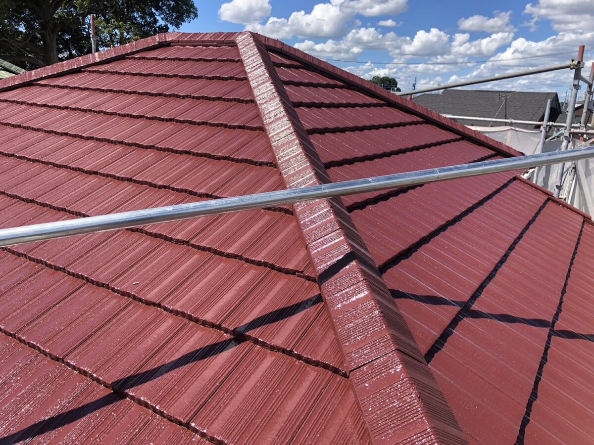 埼玉県さいたま市K様邸　外壁塗装・屋根塗装 屋根の仕上げ塗り　屋根の仕上げ (2)