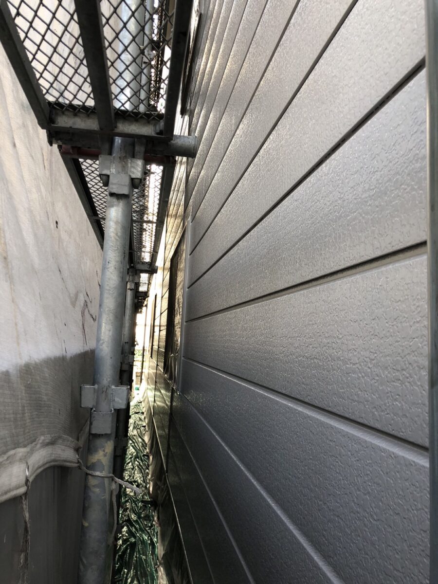 埼玉県さいたま市N様邸　外壁塗装　屋根塗装 仕上げ塗装　雨戸　鉄部塗装　外壁の仕上げ (1)