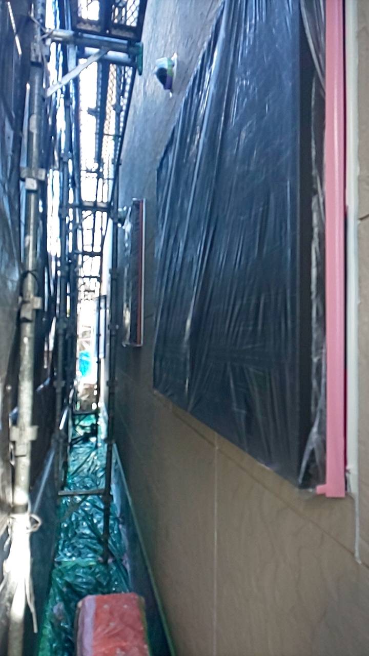 埼玉県さいたま市K様邸　外壁塗装　コーキングの打ち替え　養生　養生01