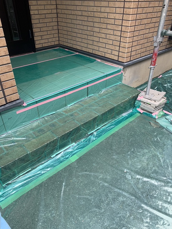 埼玉県さいたま市F様邸　屋根塗装・外壁塗装　高圧洗浄と養生の様子 (8)