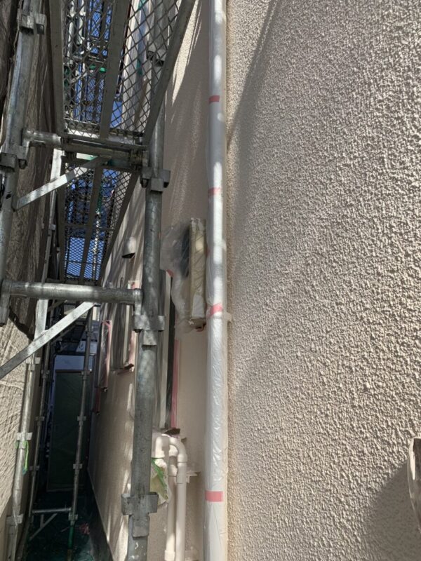 埼玉県さいたま市T様邸　外壁塗装　外壁・鉄部・破風・樋仕上げ塗り　外壁の仕上げ