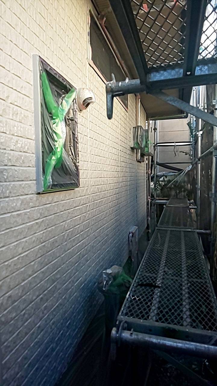 埼玉県さいたま市N様邸　外壁塗装　外壁下塗り　外壁の下塗り (2)