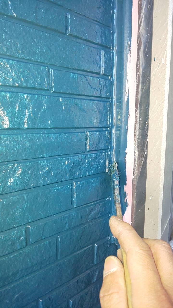 埼玉県さいたま市K様邸　外壁塗装　中塗り・仕上げ