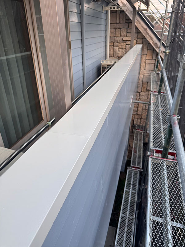 埼玉県さいたま市 ベランダ笠木 仕上げ