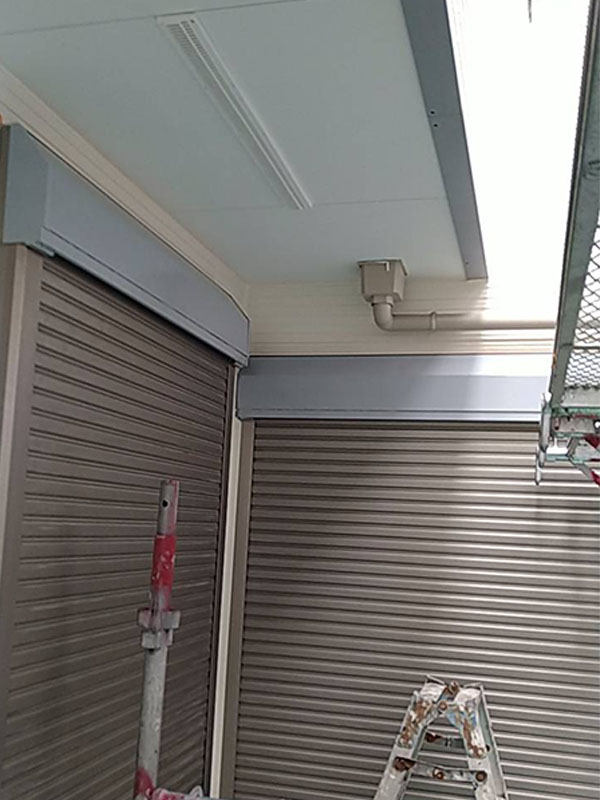 埼玉県さいたま市 シャッターボックス 下塗り