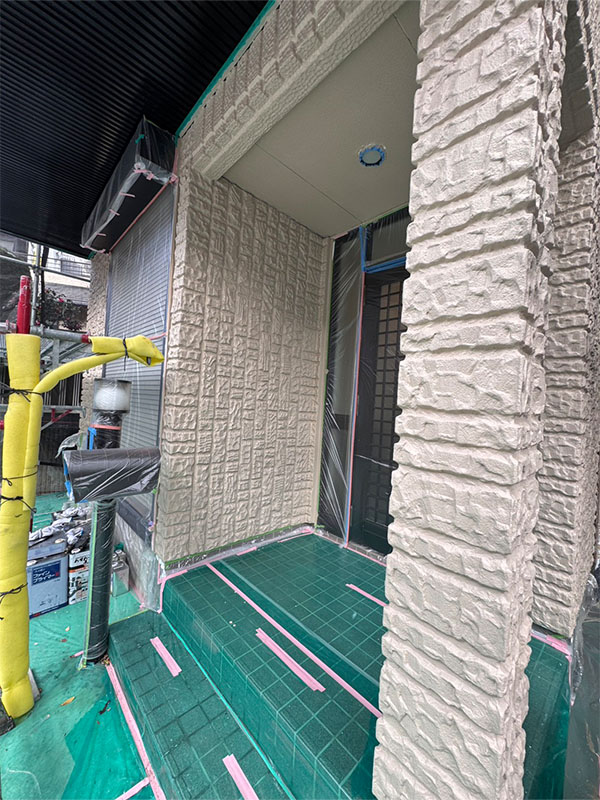 埼玉県さいたま市 玄関 外壁 中塗り