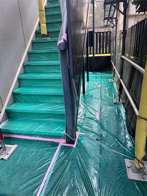 埼玉県さいたま市 階段 養生