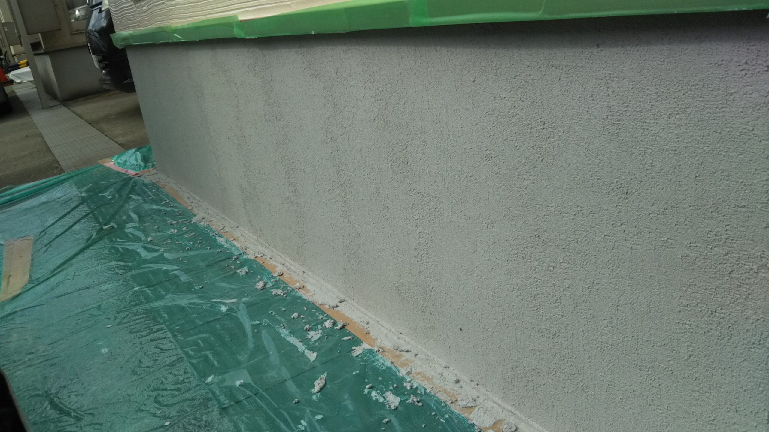 埼玉県さいたま市見沼区のM様邸（木造２階建て）にて塗り替えリフォーム　雨のため塗装作業を中断