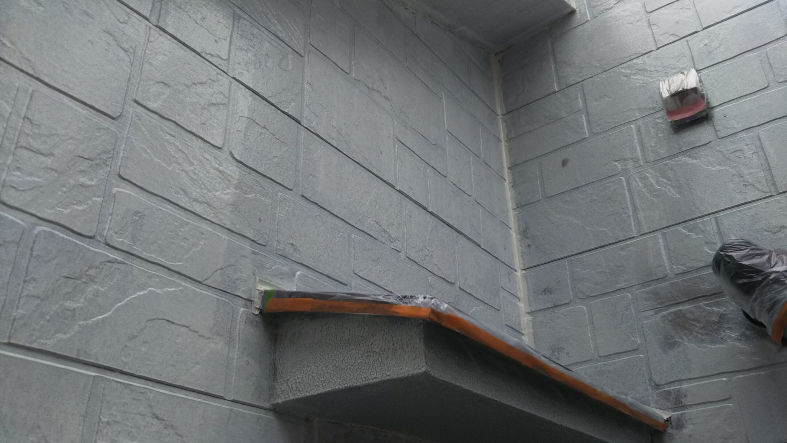 埼玉県さいたま市見沼区のA様邸（木造３階建て）にて外壁と鉄骨階段の塗装工事