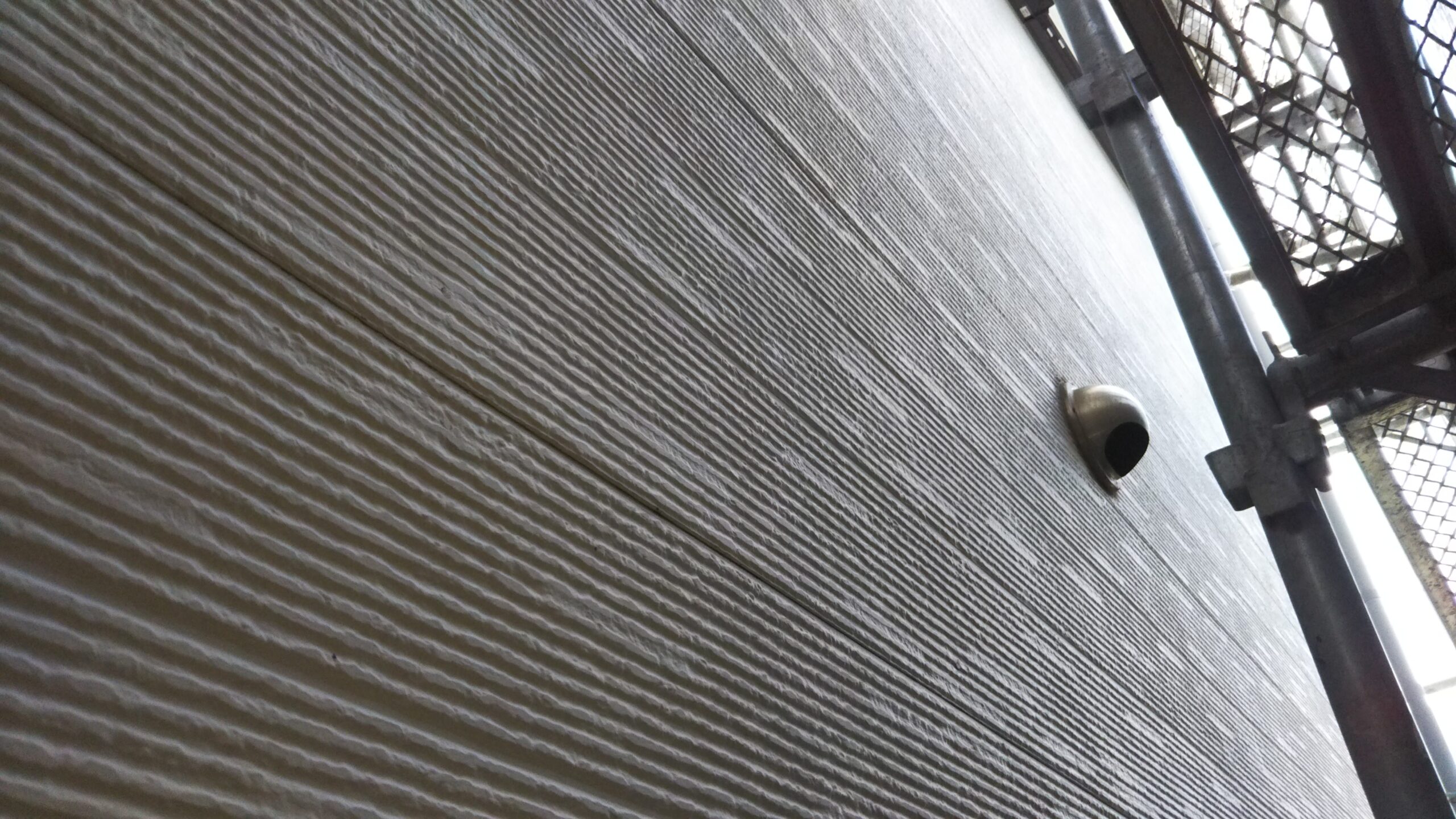 埼玉県さいたま市見沼区のA様邸（木造２階建て）にて外壁塗装前の高圧洗浄