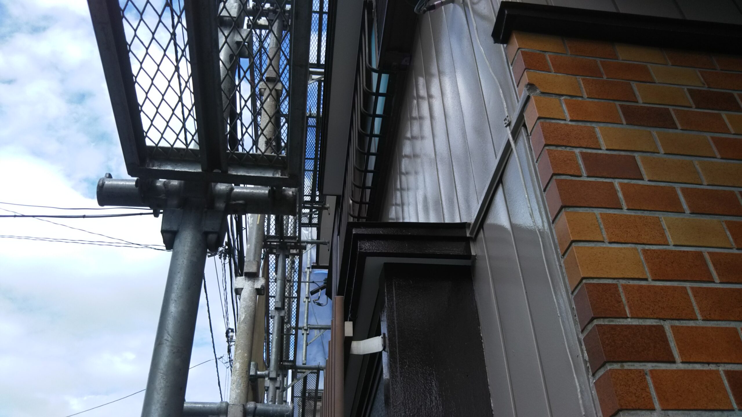 埼玉県さいたま市岩槻区のS様邸（木造２階建て）にて外壁の高圧洗浄と木部・鉄部の塗装