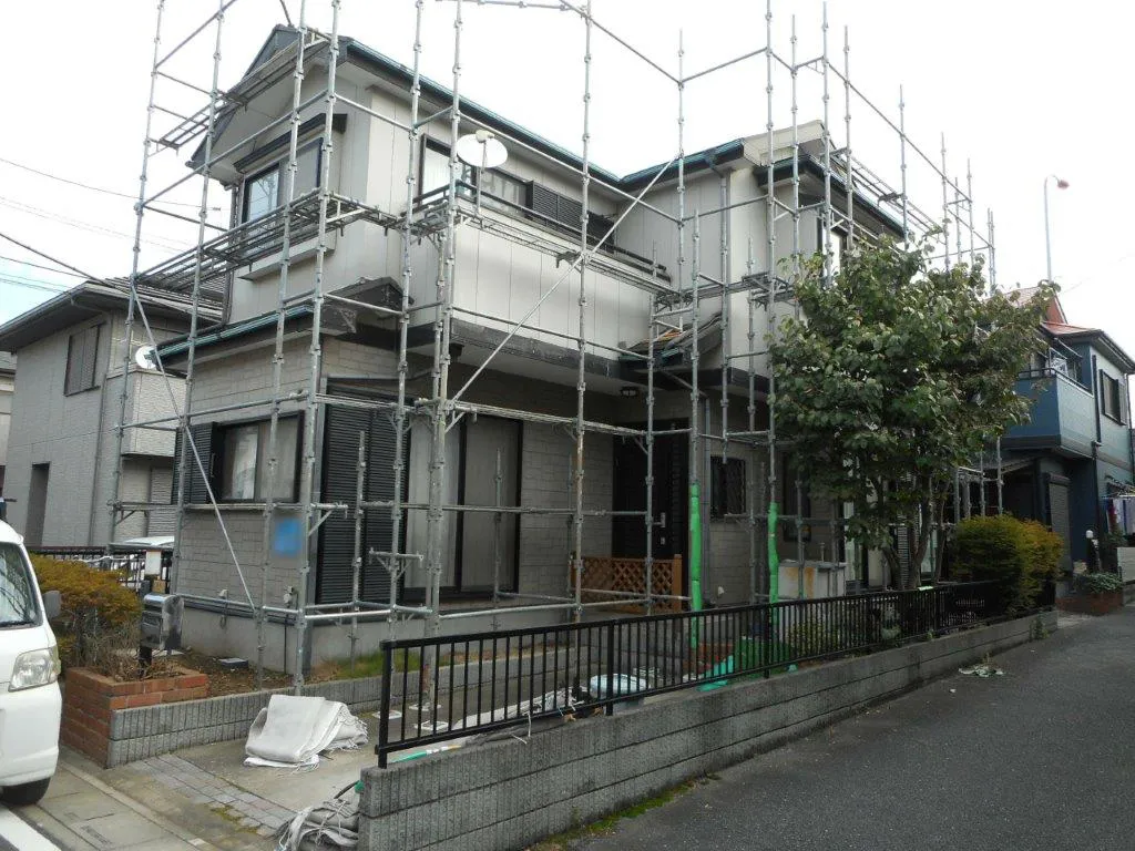 仮設足場の組み立て