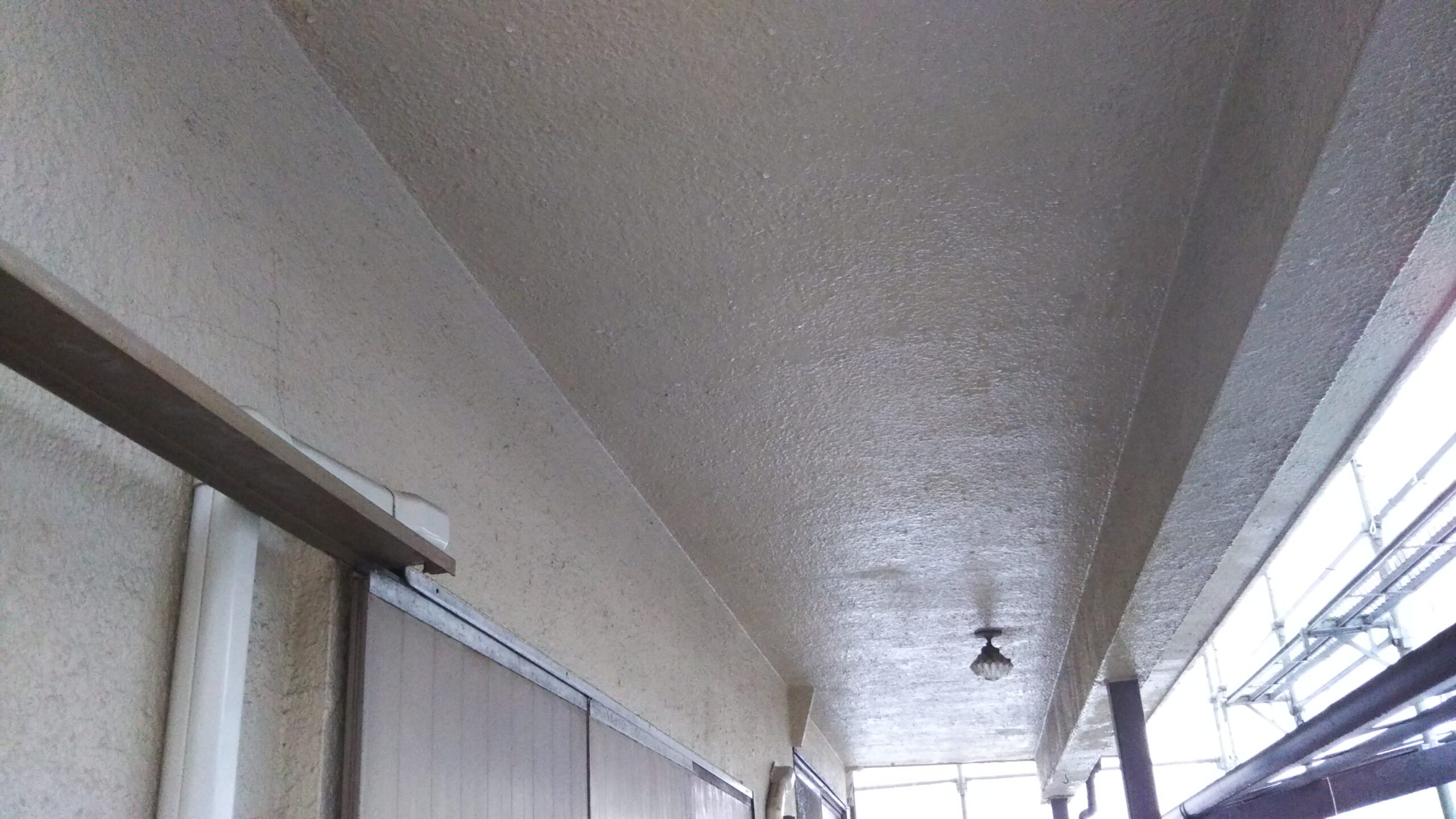 埼玉県さいたま市岩槻区のN様邸（木造２階建て）にて外壁塗装前の高圧洗浄