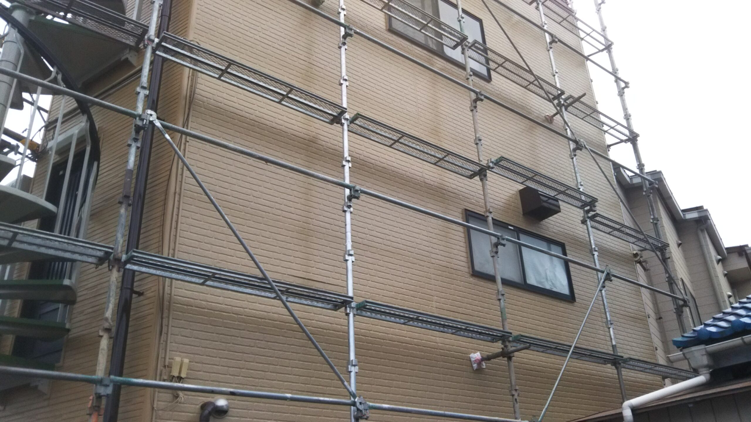 埼玉県さいたま市見沼区のK様邸（木造３階建て）での塗装工事が完工