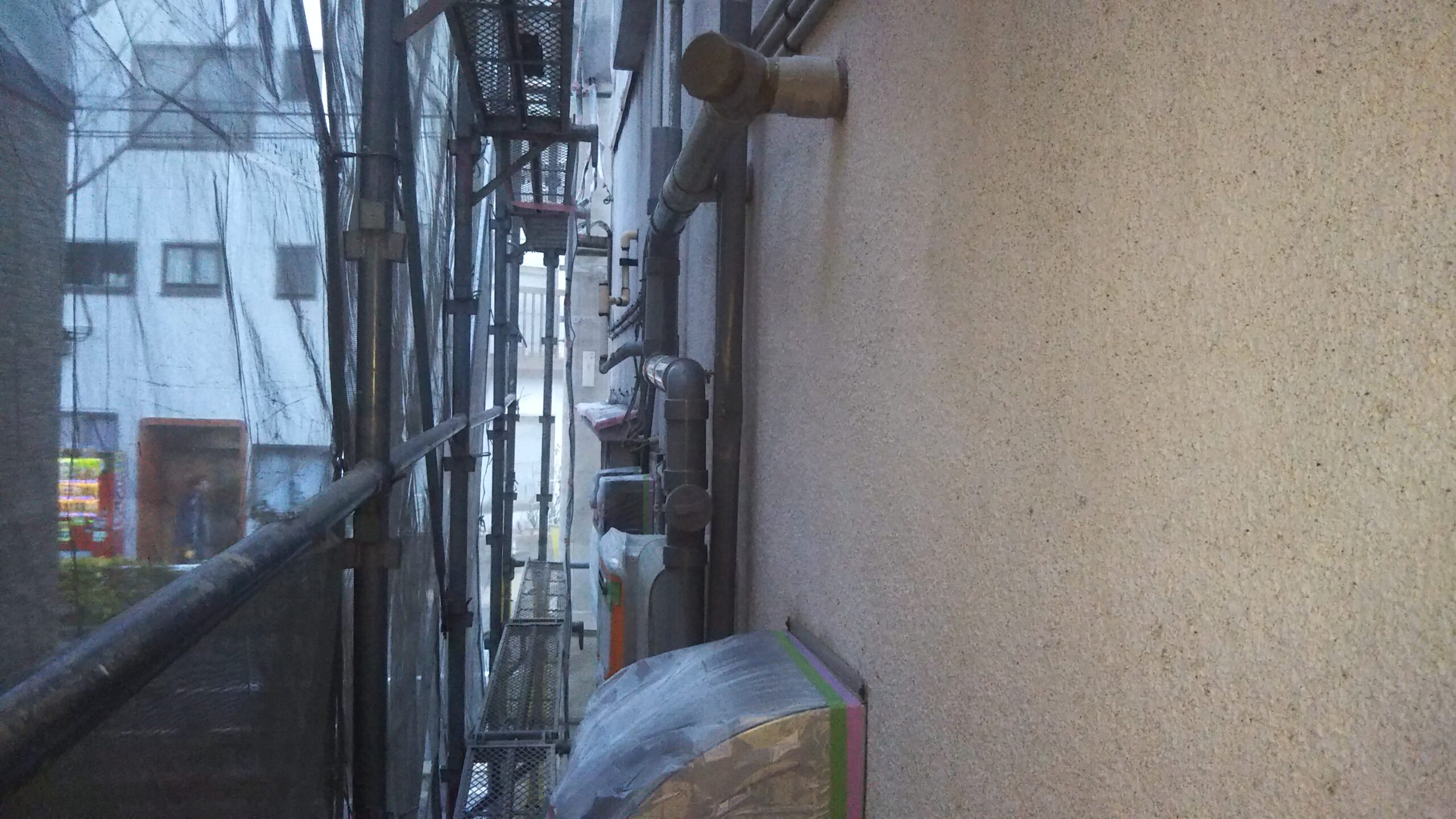 埼玉県さいたま市桜区のF様邸（木造2階建て）にて外壁・屋根の高圧洗浄