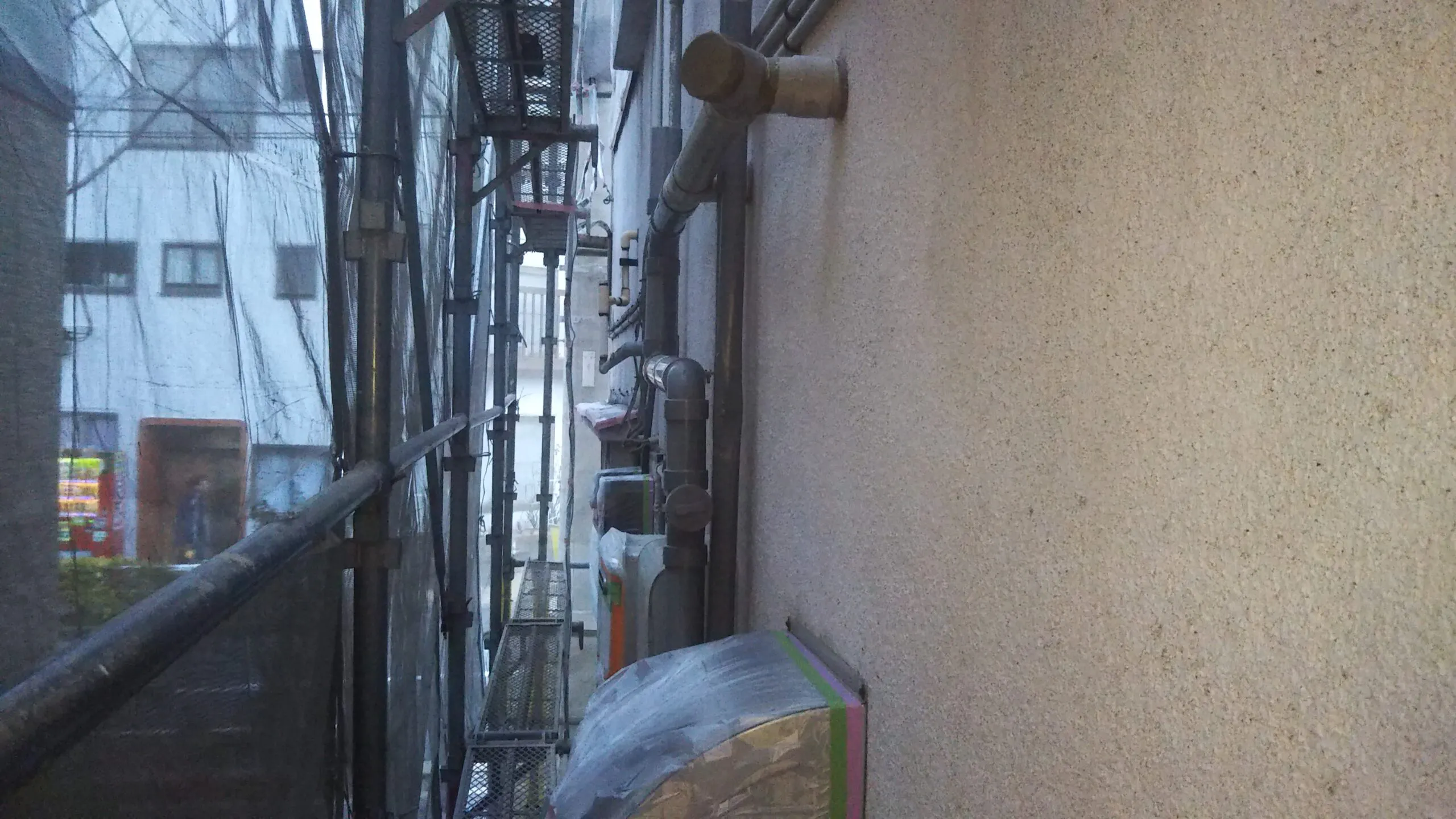 埼玉県さいたま市桜区のF様邸(木造2階建て)にて外壁・屋根の高圧洗浄
