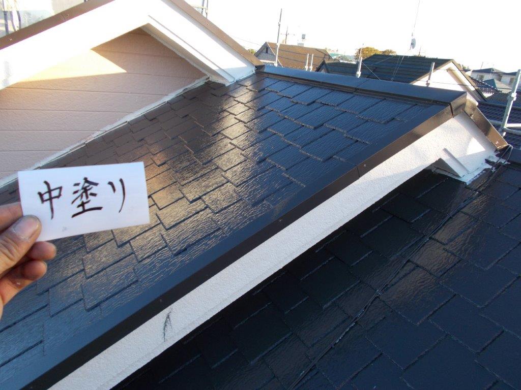 埼玉県さいたま市南区のS様邸（木造2階建て）にてシャッターボックスの塗装・サッシ廻りの掃除