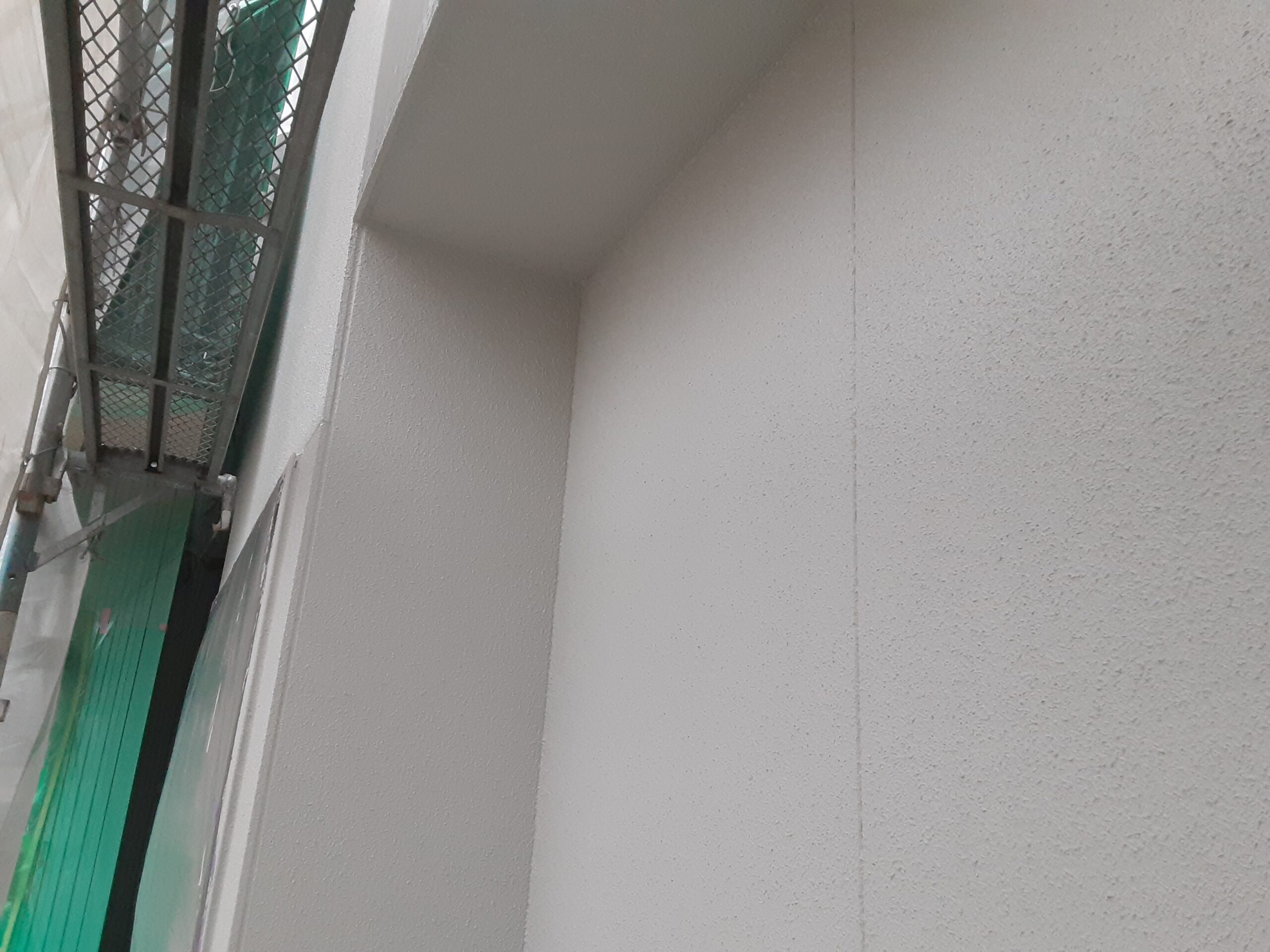 埼玉県さいたま市中央区のK様邸（木造2階建て）にて外壁の中塗り・ダメ込み塗装