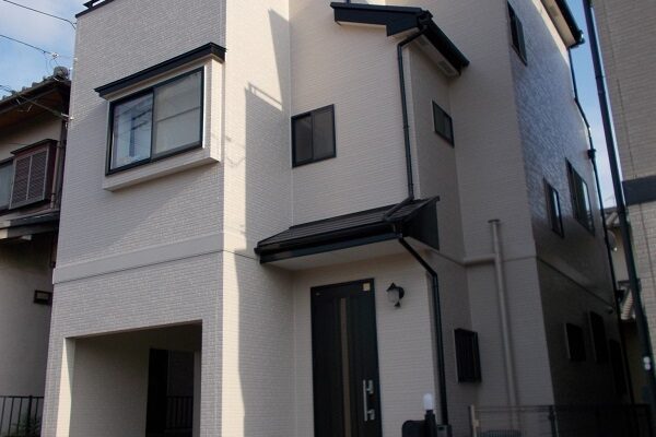 埼玉県さいたま市　N様邸　屋根塗装・外壁塗装 (1)
