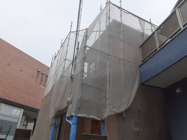 埼玉県さいたま市緑区　K様邸　屋根塗装・外壁塗装　足場の設置、高圧洗浄 (3)