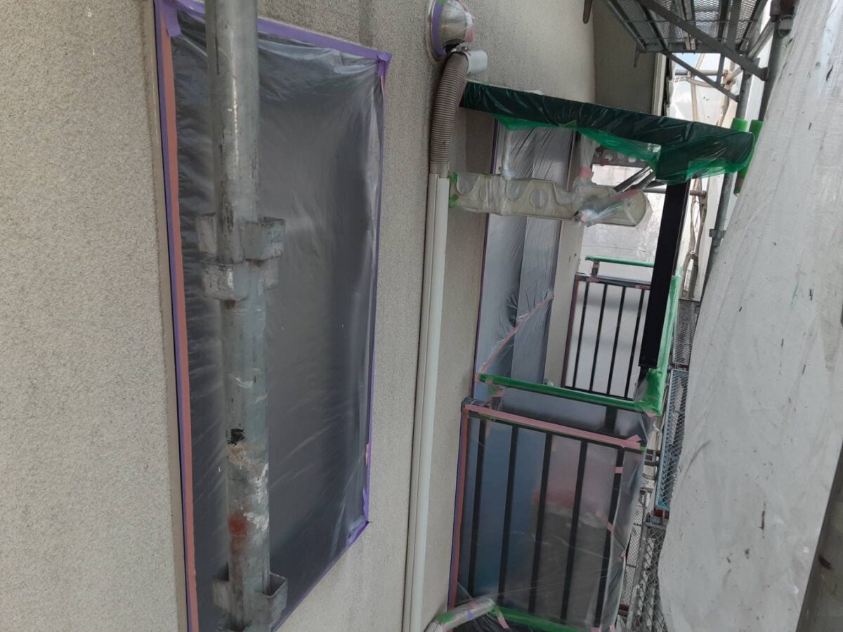埼玉県さいたま市緑区 W様邸　外壁塗装 養生の重要性　下塗り