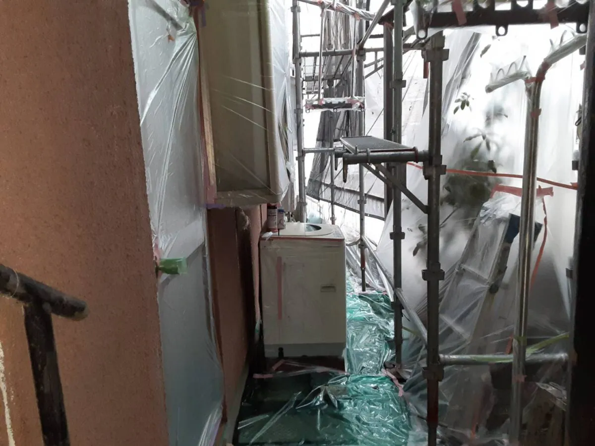 埼玉県さいたま市大宮区 某整骨院 外壁塗装 養生のポイント 下塗り 外壁塗装の養生