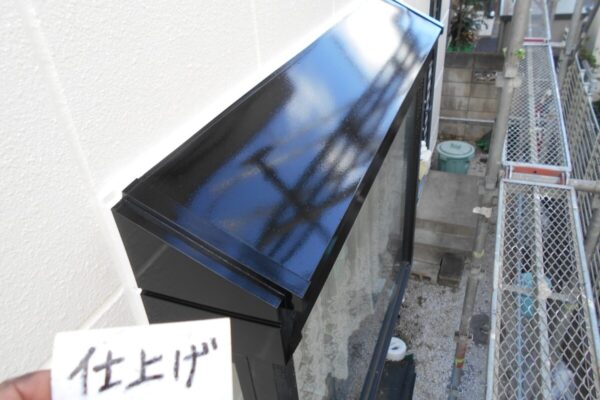 埼玉県さいたま市浦和区　S様邸　外壁塗装　屋根塗装　雨どい交換　シャッターボックス仕上げ塗り2